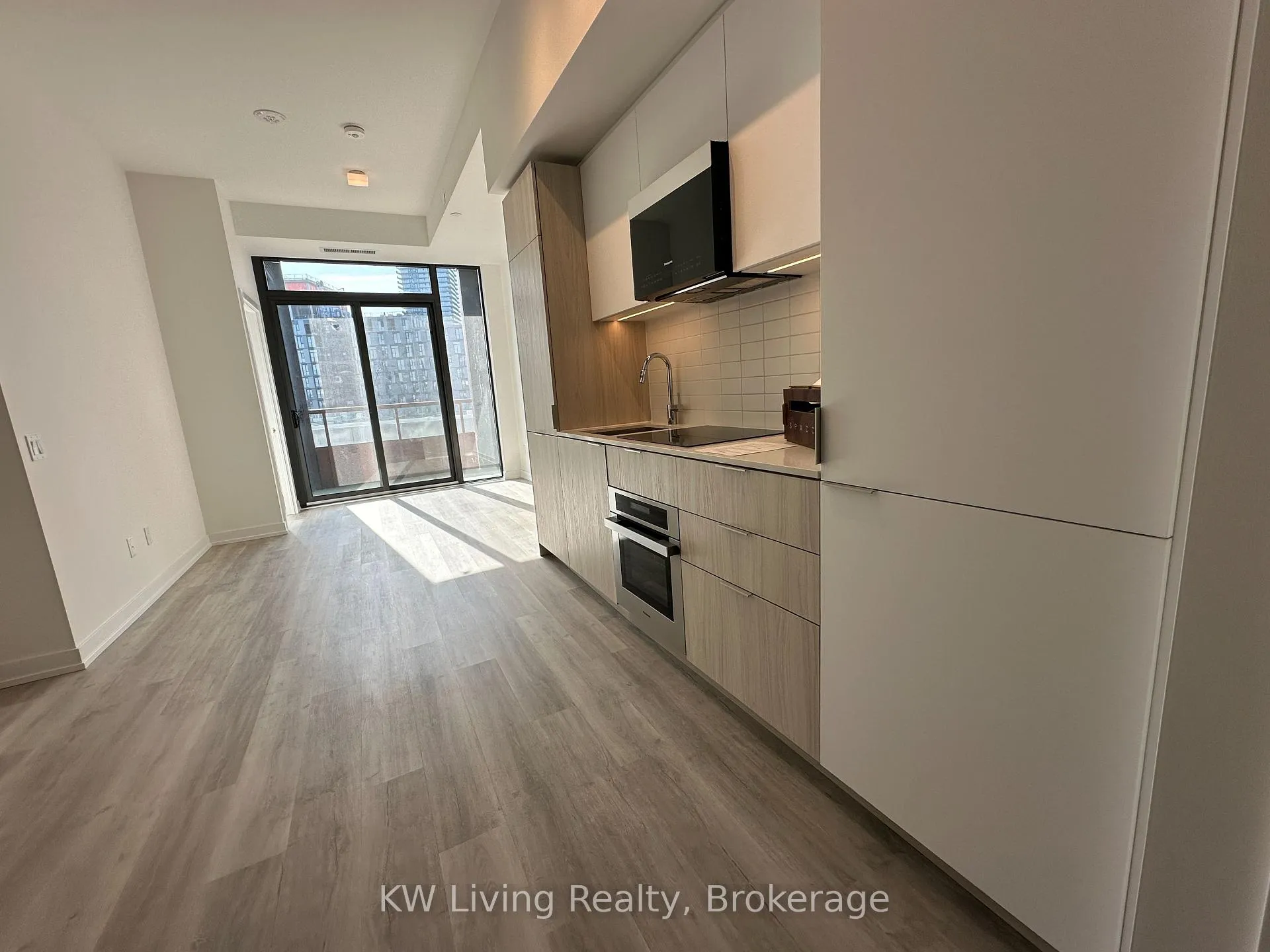 Photo 3 of Unit 616, 28 Eastern Avenue, Toronto, Moss Park — HOMEH