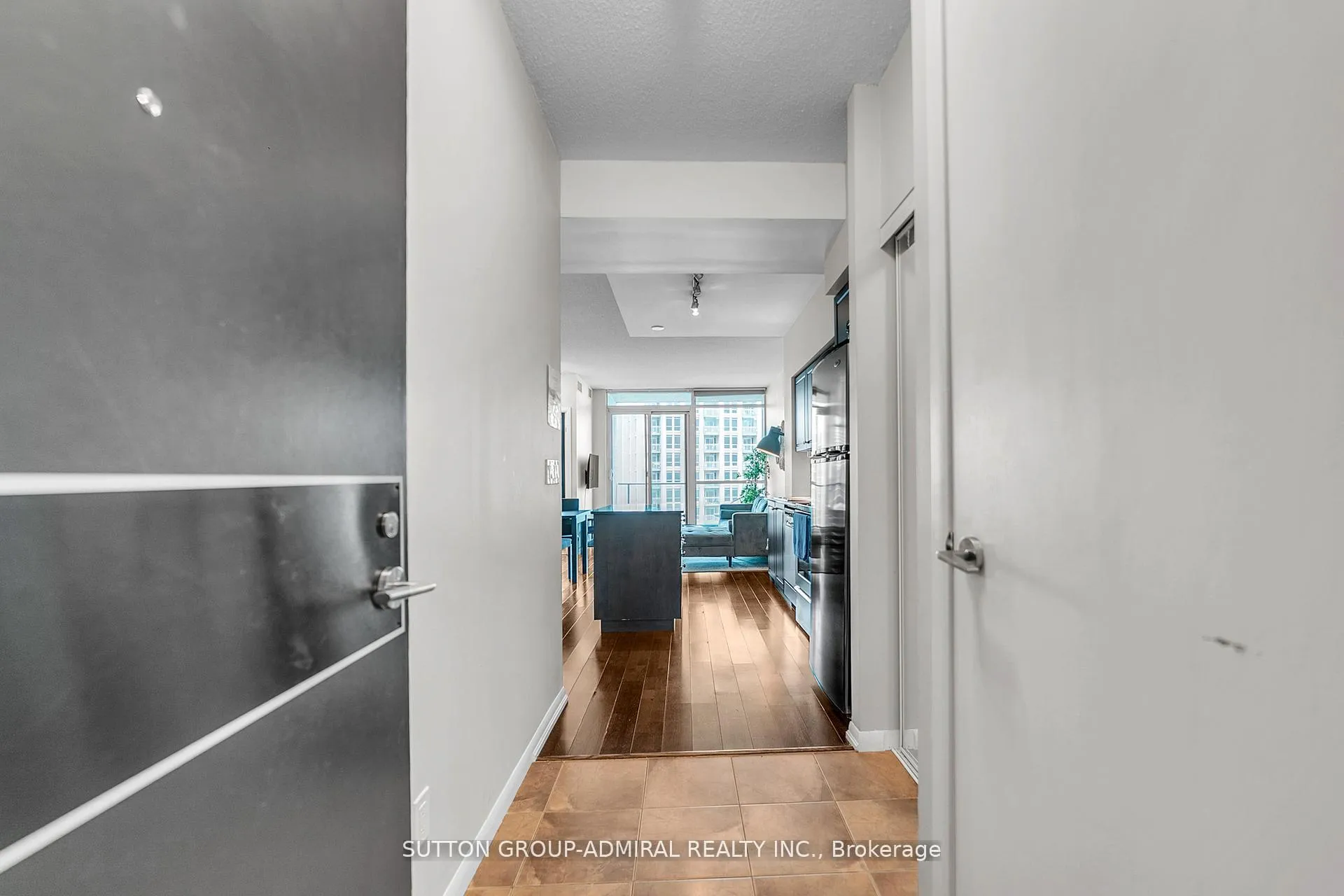 Photo 6 of Unit 2601, 215 Fort York Boulevard, Toronto, Niagara — HOMEH