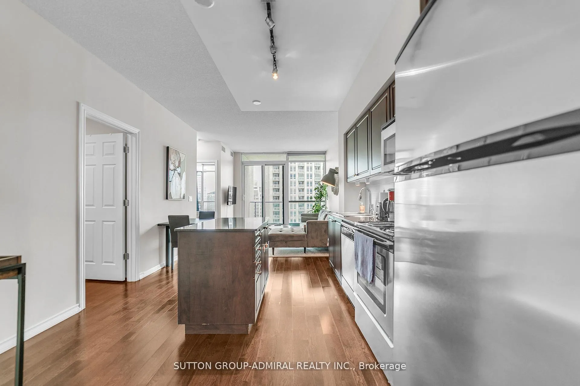 Photo 10 of Unit 2601, 215 Fort York Boulevard, Toronto, Niagara — HOMEH