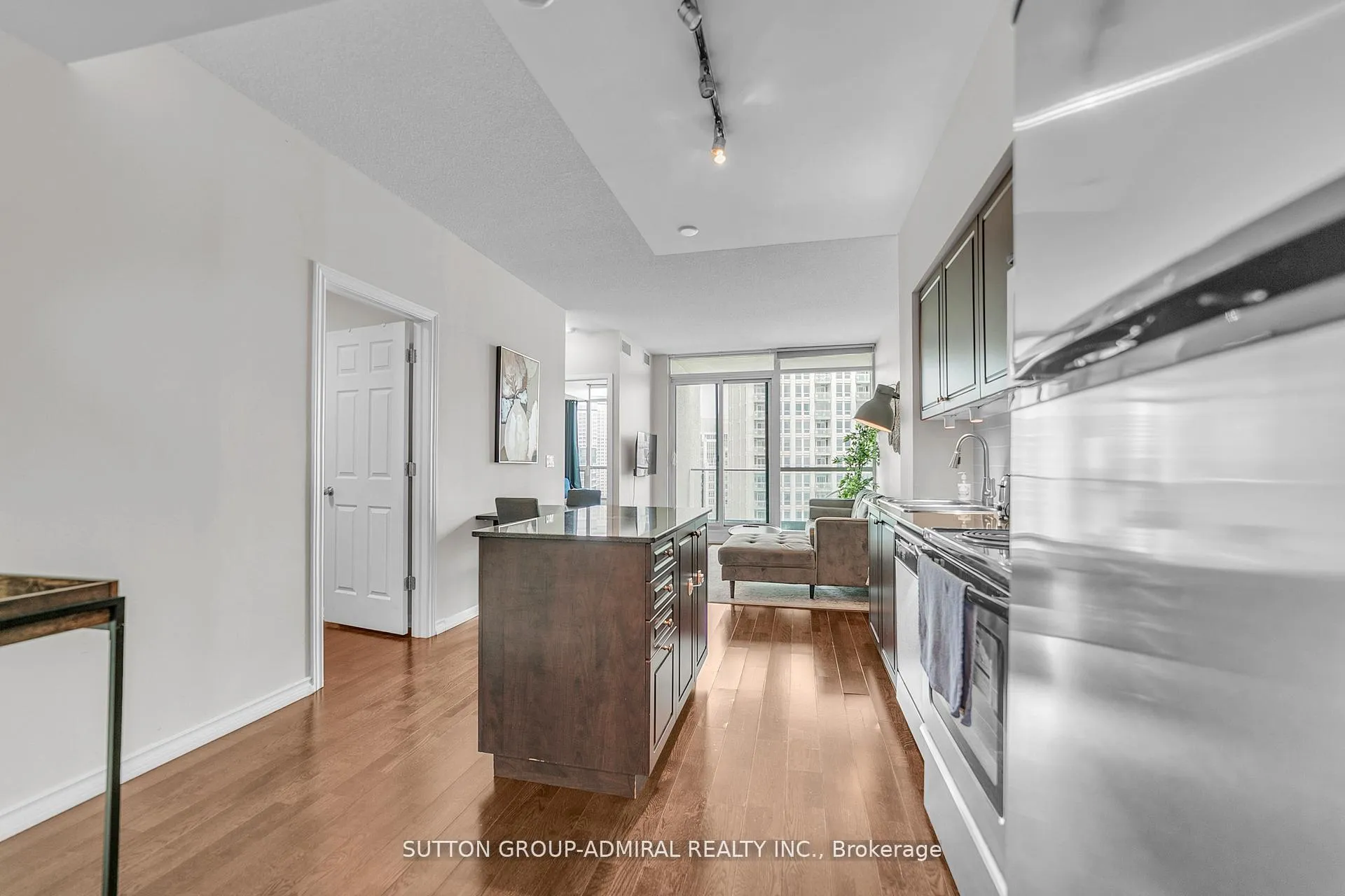 Photo 11 of Unit 2601, 215 Fort York Boulevard, Toronto, Niagara — HOMEH