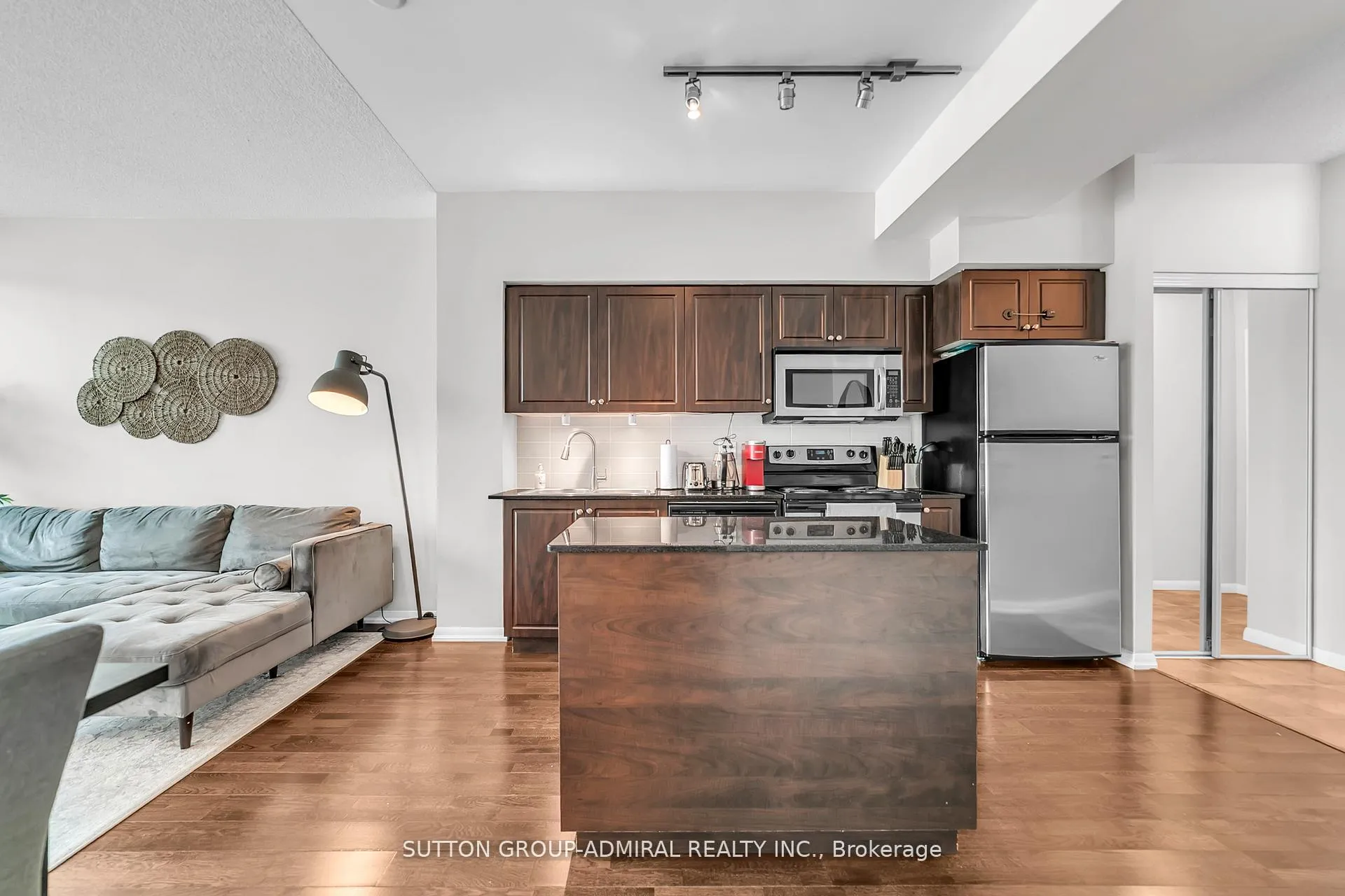 Photo 13 of Unit 2601, 215 Fort York Boulevard, Toronto, Niagara — HOMEH