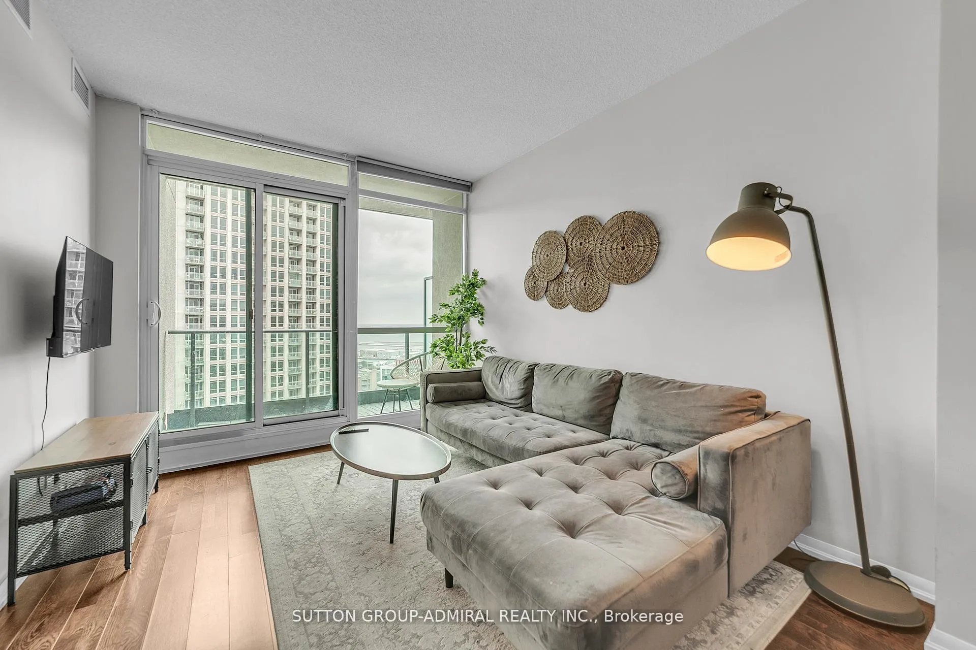 Photo 21 of Unit 2601, 215 Fort York Boulevard, Toronto, Niagara — HOMEH