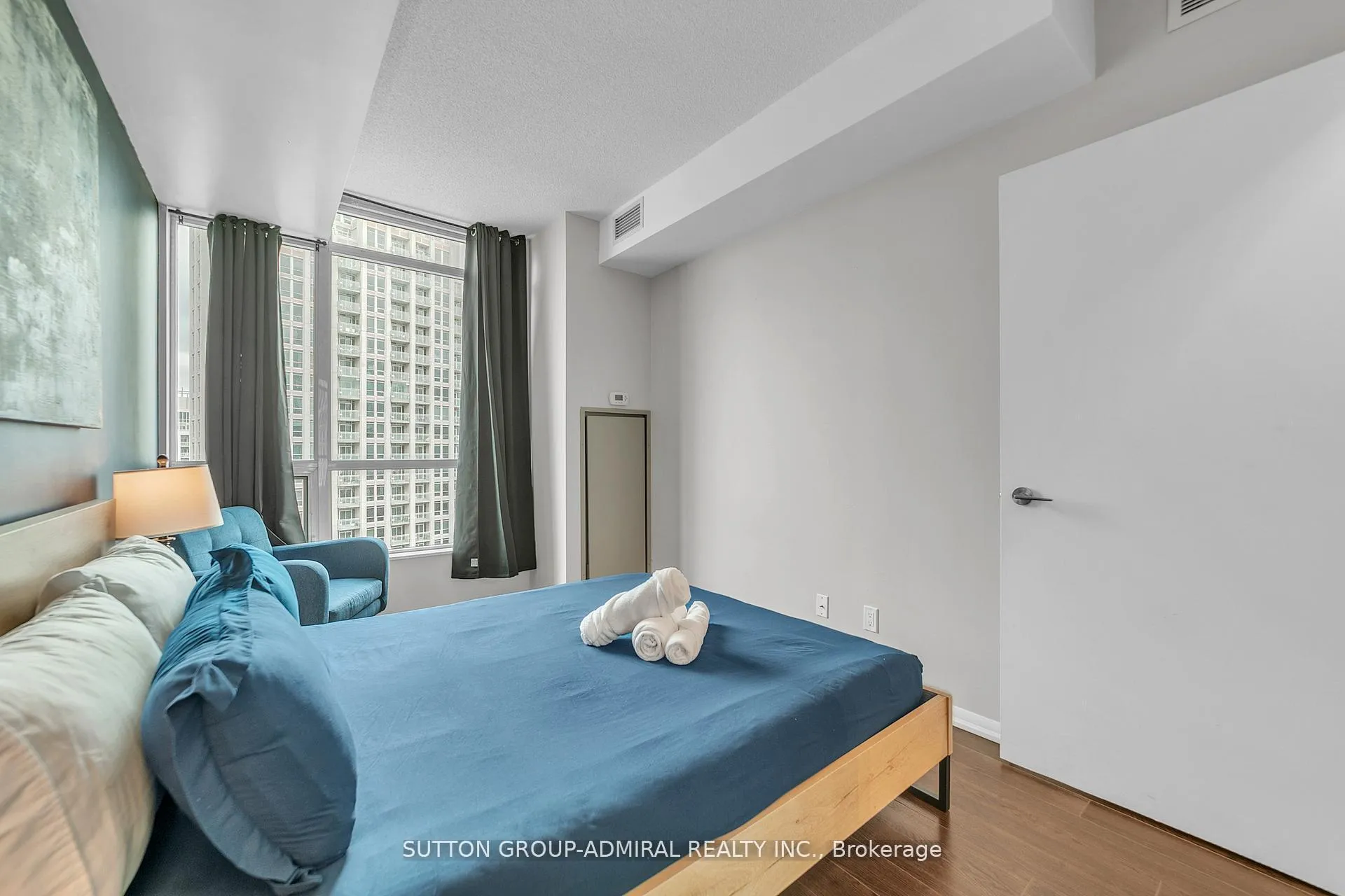 Photo 35 of Unit 2601, 215 Fort York Boulevard, Toronto, Niagara — HOMEH