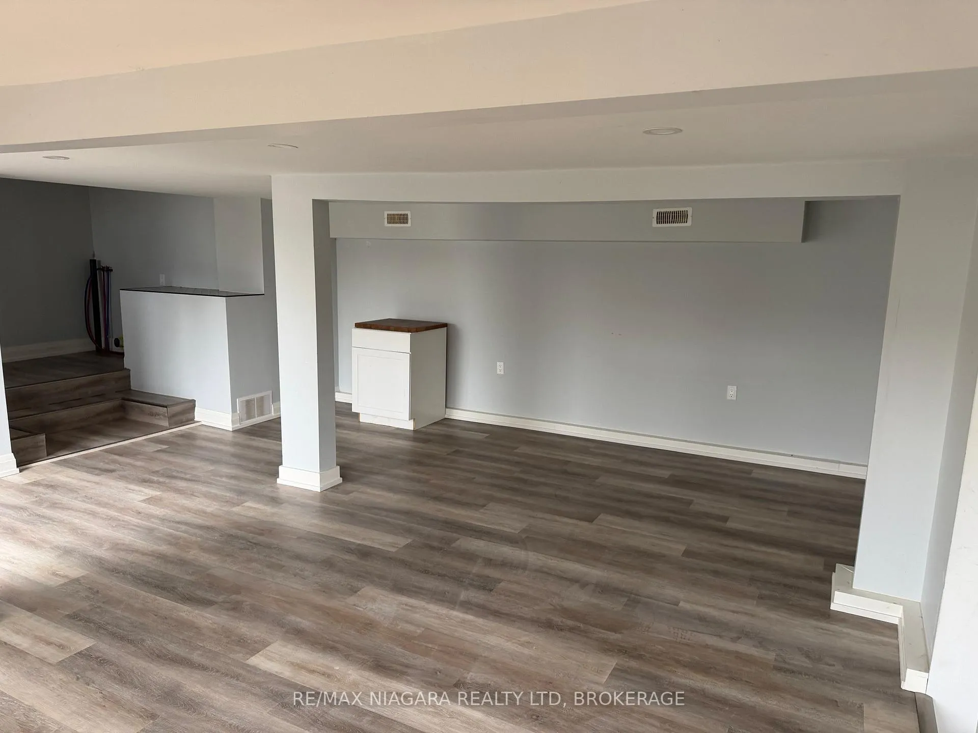 Photo 14 of 43 Marlatts Road, Thorold, Thorold Downtown — HOMEH