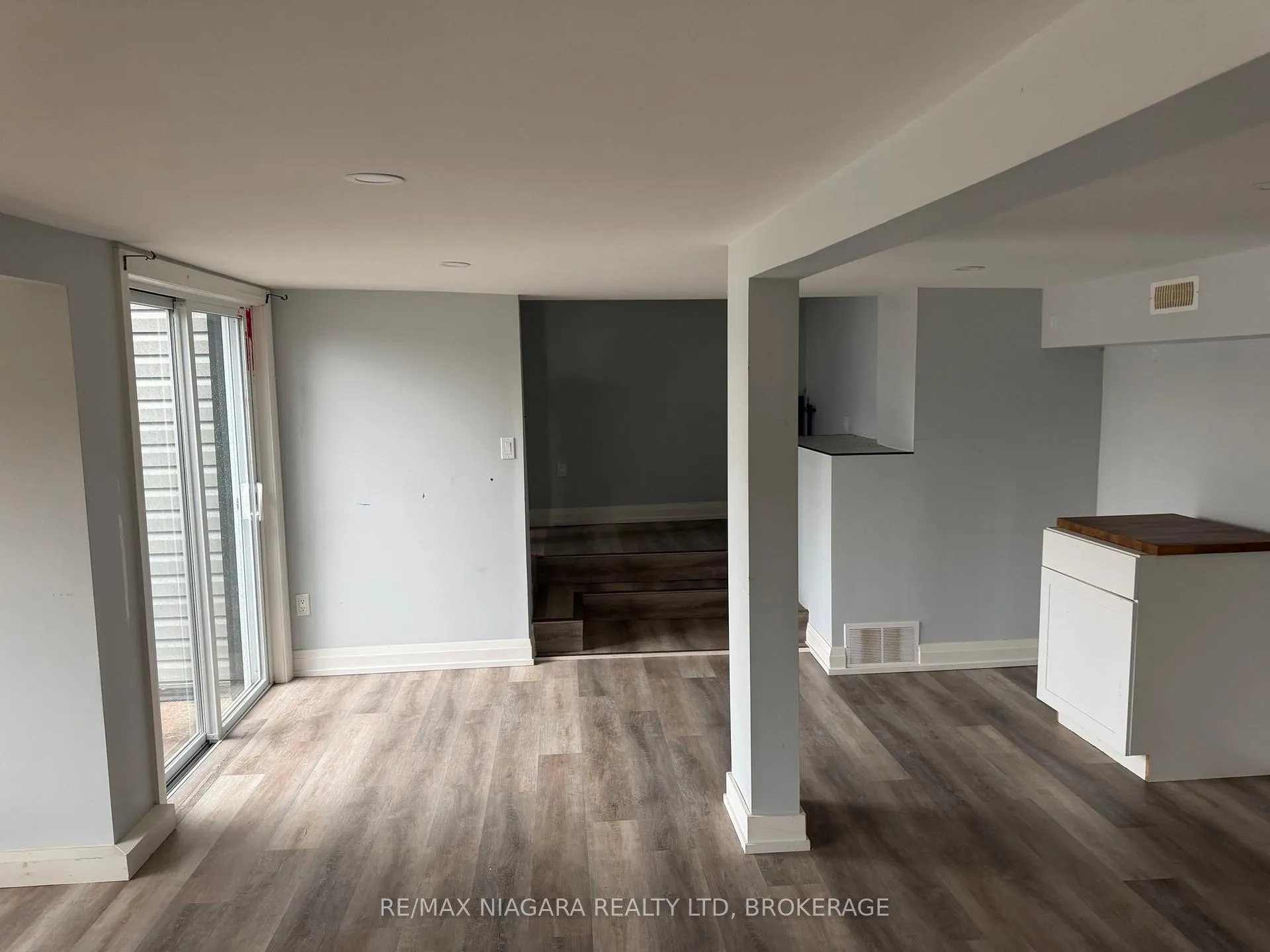 Photo 15 of 43 Marlatts Road, Thorold, Thorold Downtown — HOMEH