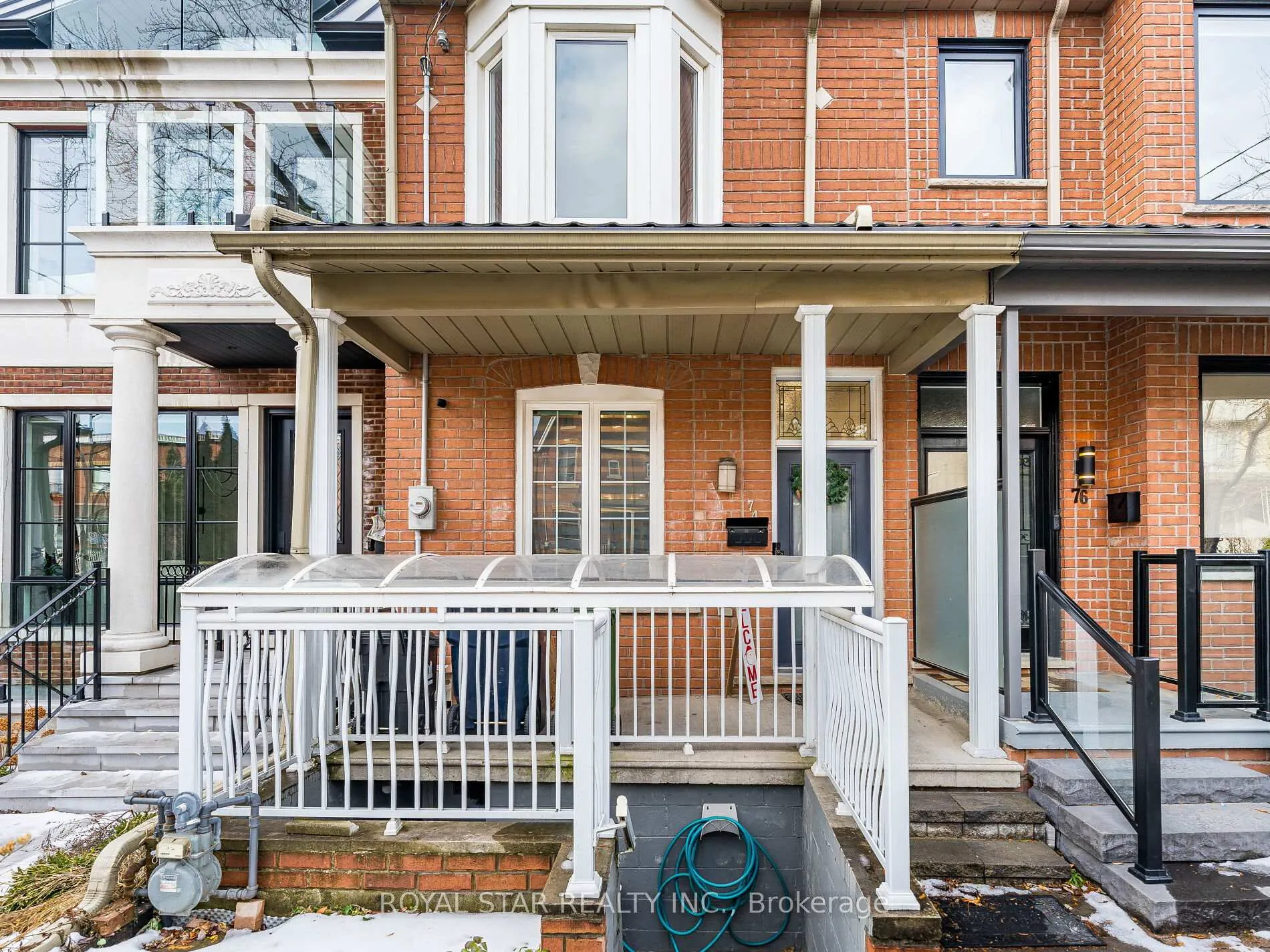 Photo 3 of 74 Montrose Avenue, Toronto, Trinity-Bellwoods — HOMEH