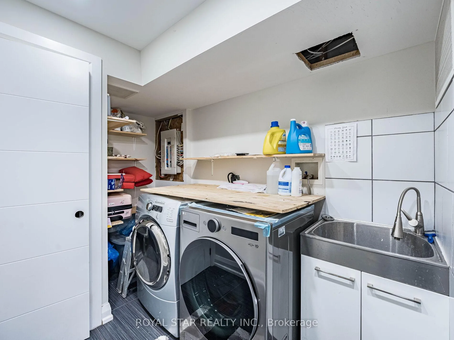 Photo 38 of 74 Montrose Avenue, Toronto, Trinity-Bellwoods — HOMEH