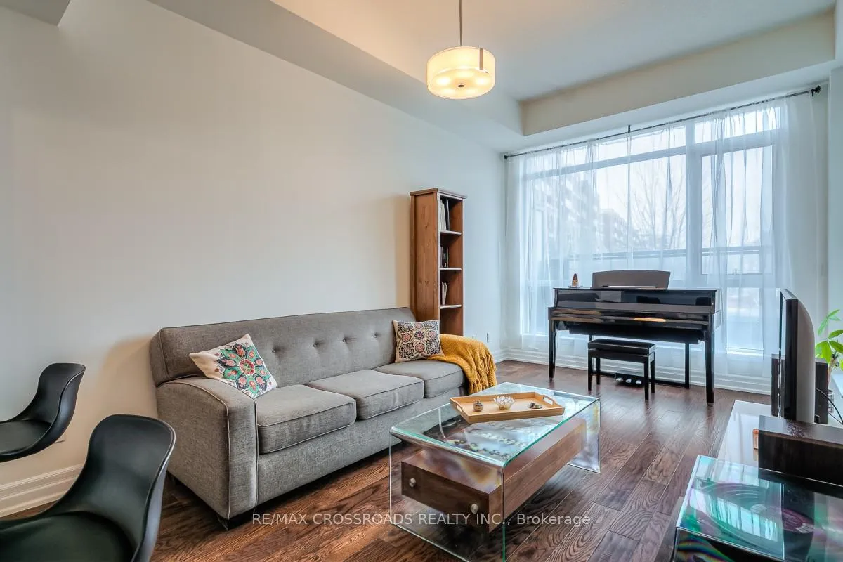 Photo 5 of Unit 203, 8110 Birchmount Road, Markham, Unionville — HOMEH