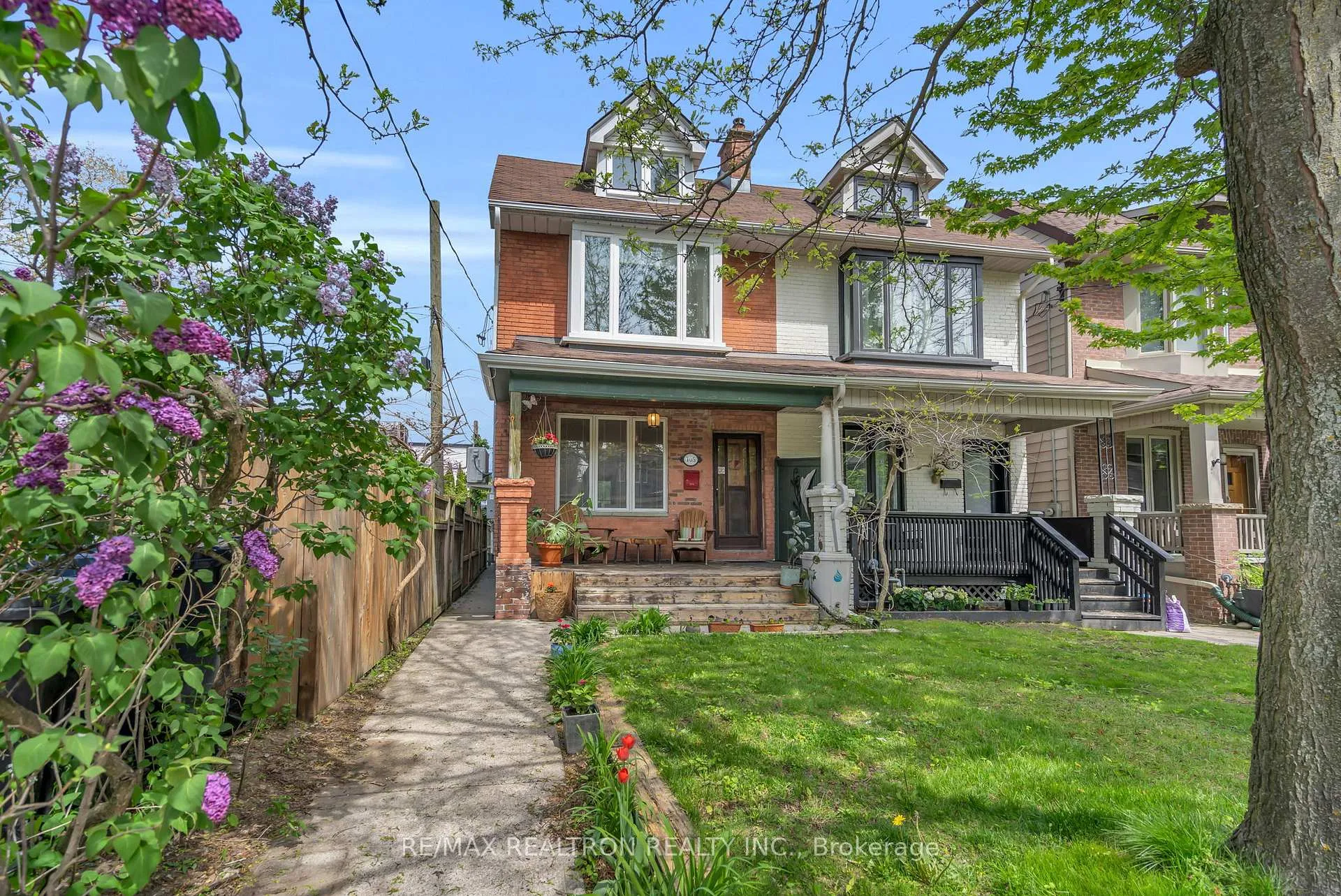 Photo 3 of 105 Dewhurst Boulevard, Toronto, Danforth — HOMEH