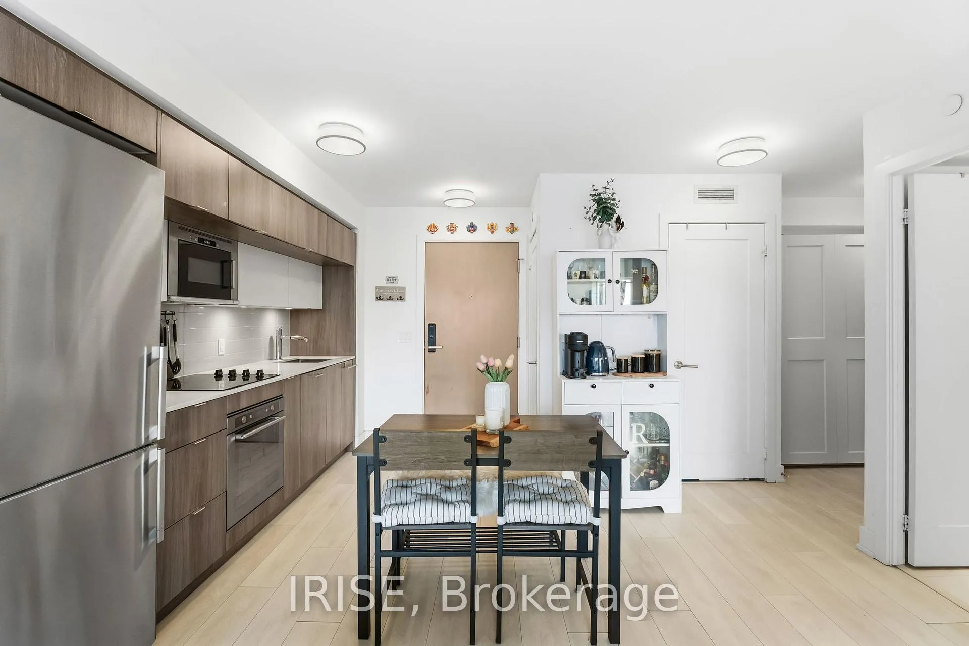 Photo 7 of Unit 2019, 585 Bloor St E, Toronto, North St. James Town — HOMEH