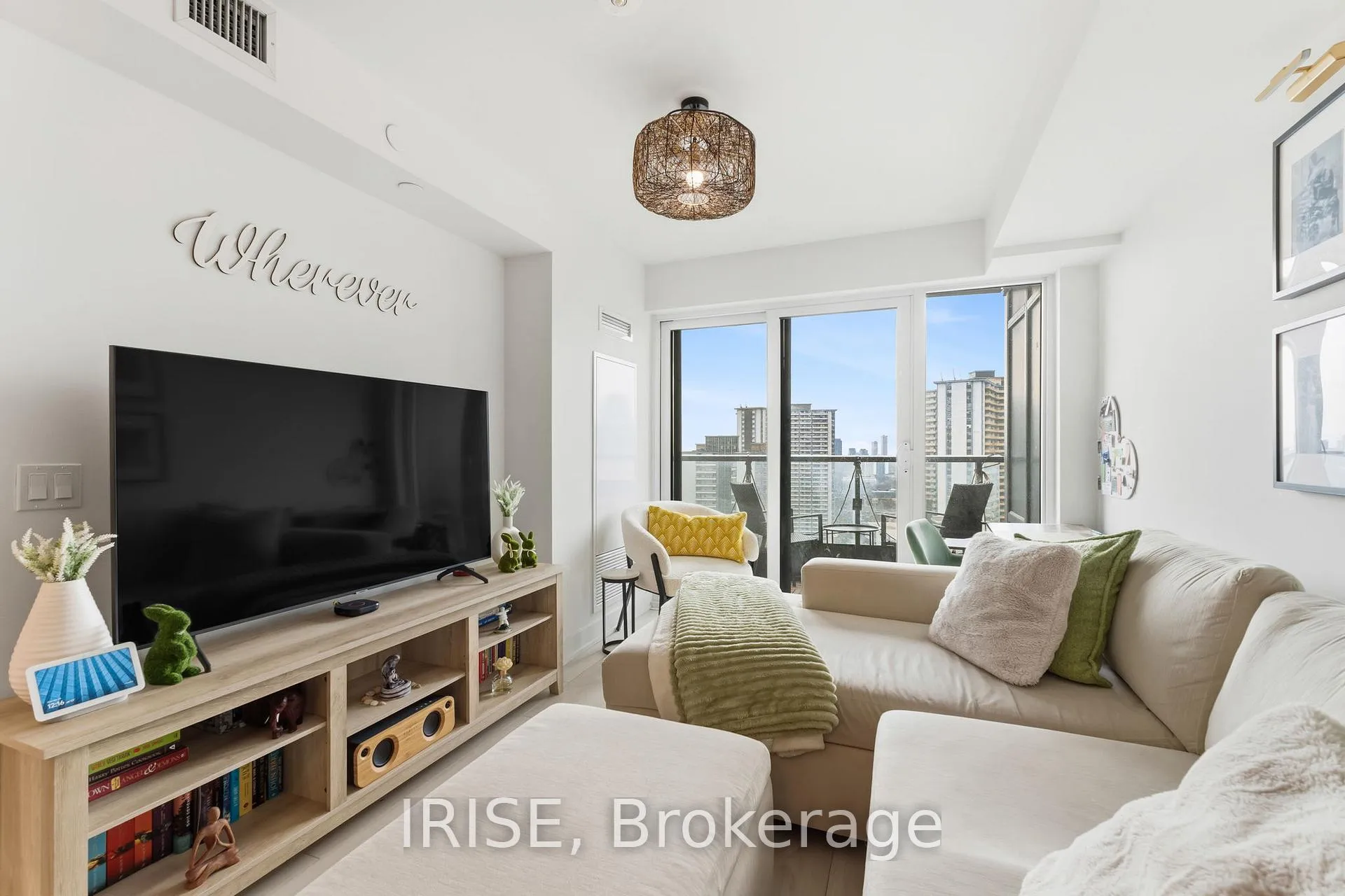 Photo 10 of Unit 2019, 585 Bloor St E, Toronto, North St. James Town — HOMEH