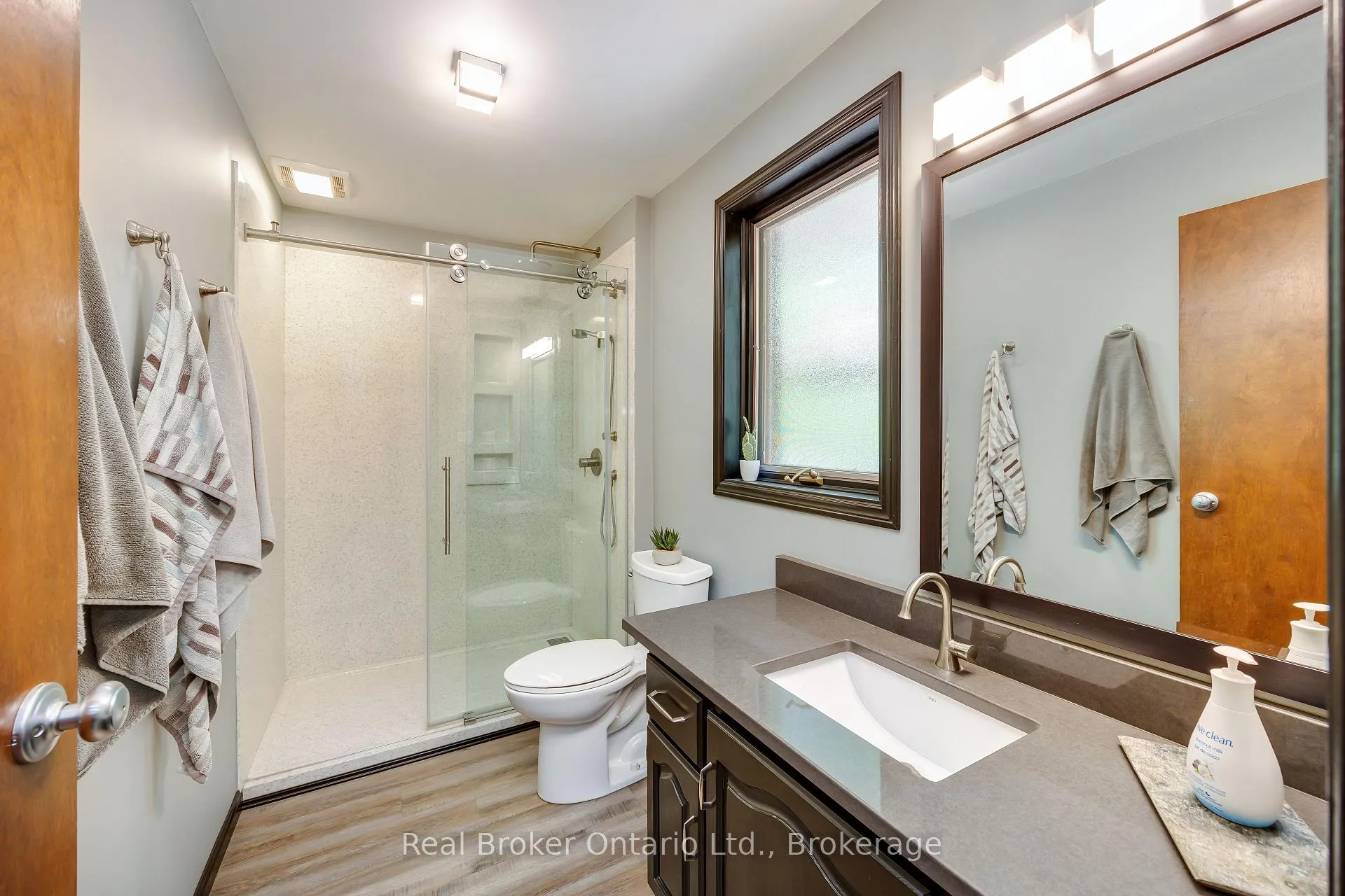 Photo 25 of 3061 Green Road, Clarington, Rural Clarington — HOMEH