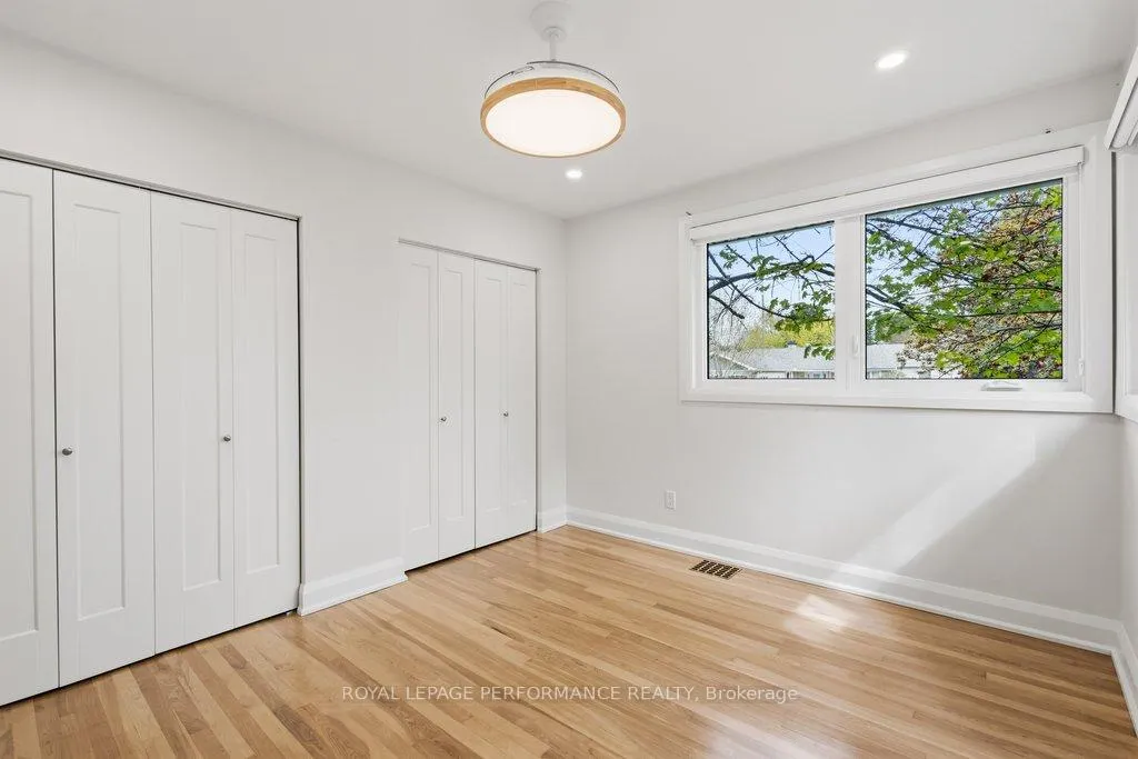 Photo 11 of 180 Roger Road, Ottawa, Faircrest Heights — HOMEH