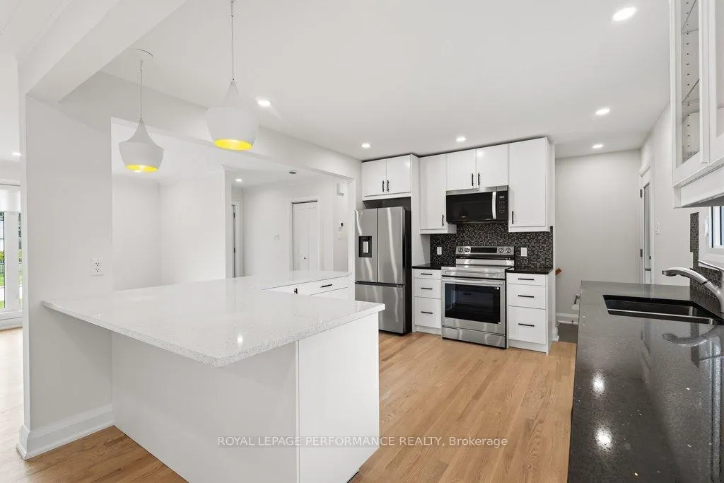 Photo 25 of 180 Roger Road, Ottawa, Faircrest Heights — HOMEH