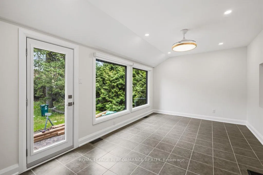 Photo 33 of 180 Roger Road, Ottawa, Faircrest Heights — HOMEH