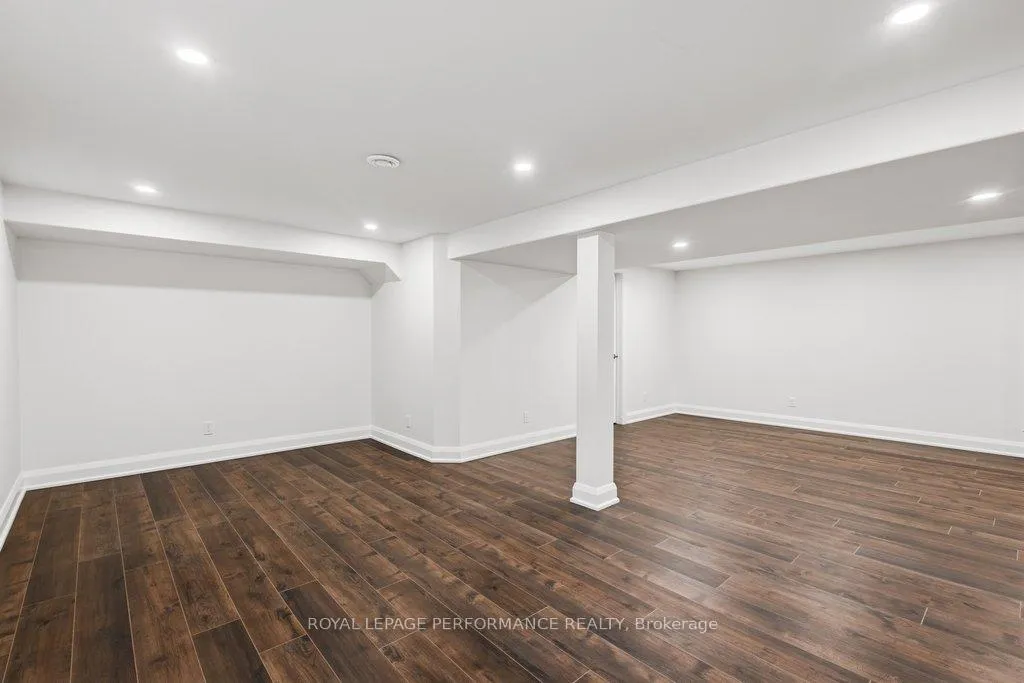 Photo 37 of 180 Roger Road, Ottawa, Faircrest Heights — HOMEH