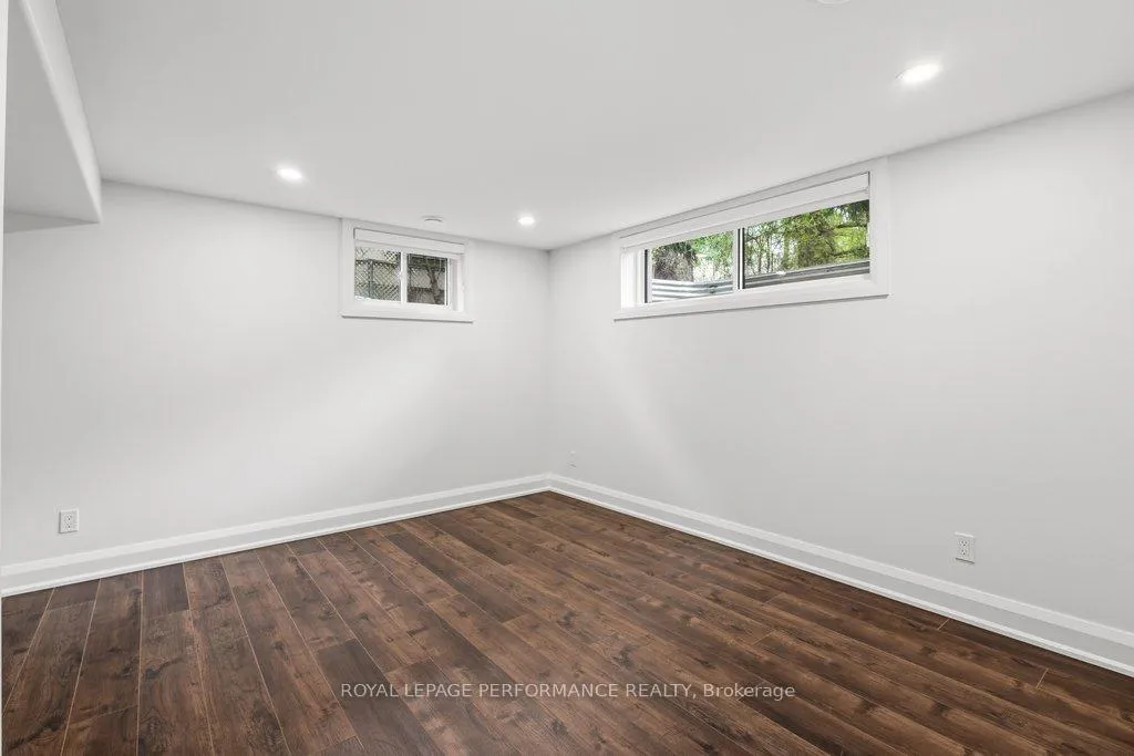 Photo 44 of 180 Roger Road, Ottawa, Faircrest Heights — HOMEH