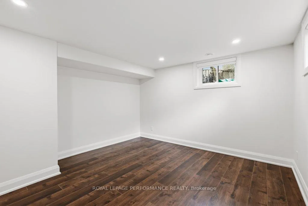 Photo 45 of 180 Roger Road, Ottawa, Faircrest Heights — HOMEH