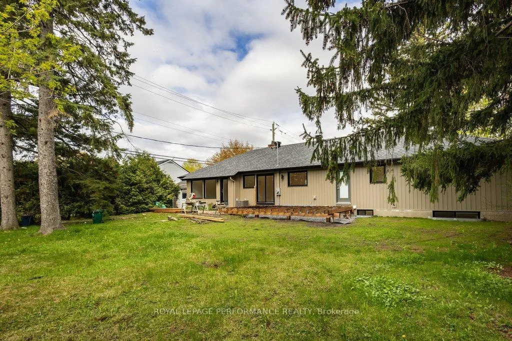 Photo 48 of 180 Roger Road, Ottawa, Faircrest Heights — HOMEH