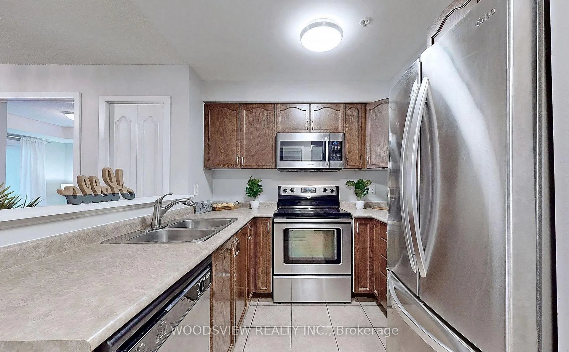 Photo 3 of Unit 2308, 6 Dayspring Circle, Brampton, Goreway Drive Corridor — HOMEH