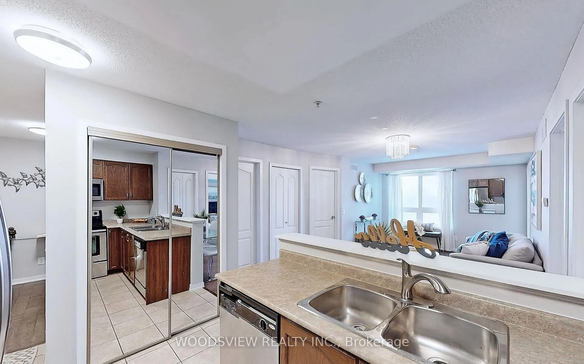 Photo 5 of Unit 2308, 6 Dayspring Circle, Brampton, Goreway Drive Corridor — HOMEH
