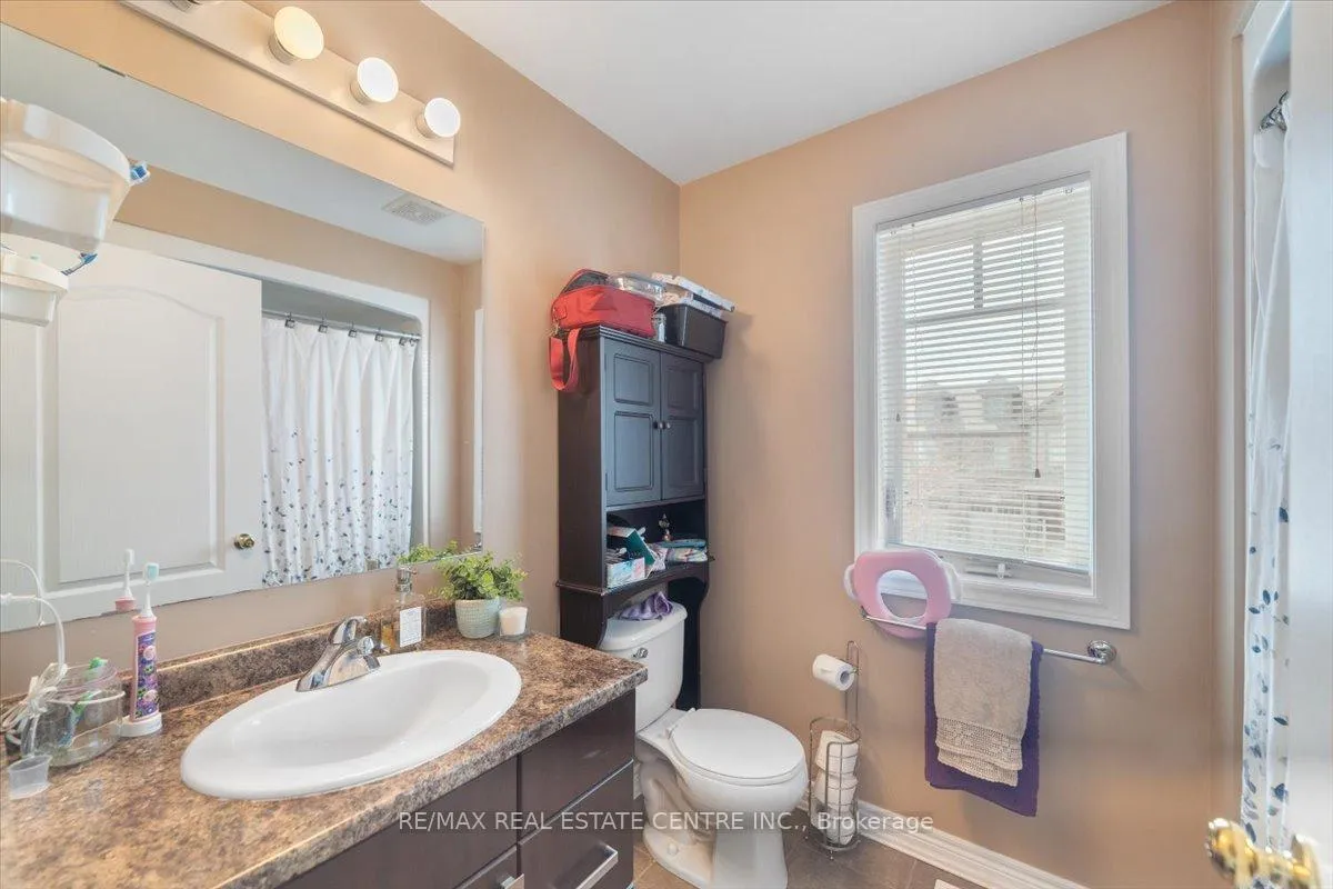Photo 18 of 1 Laverty Crescent, Orangeville — HOMEH