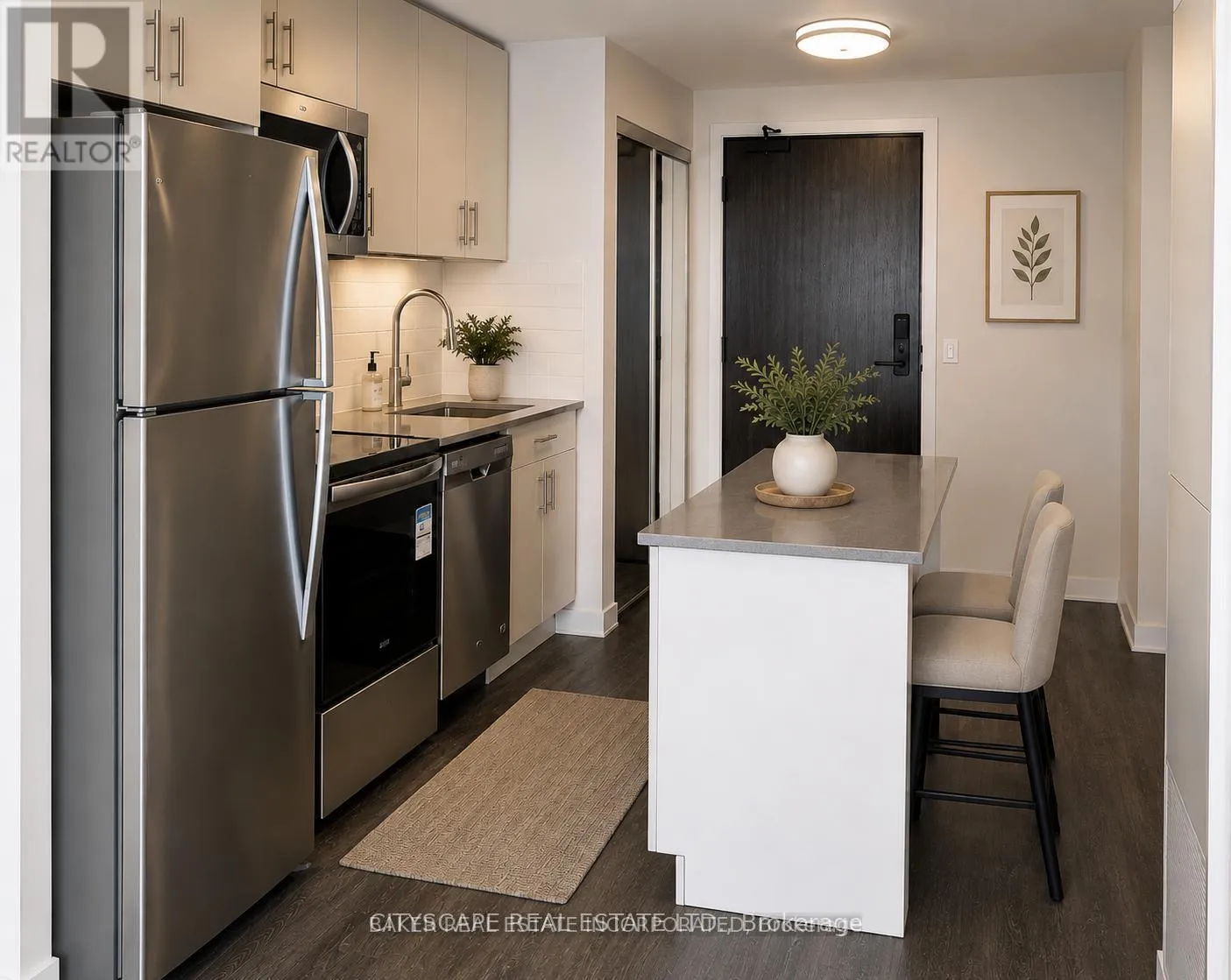 Photo 2 of Unit 809, 2782 Barton Street, Hamilton, Riverdale — HOMEH