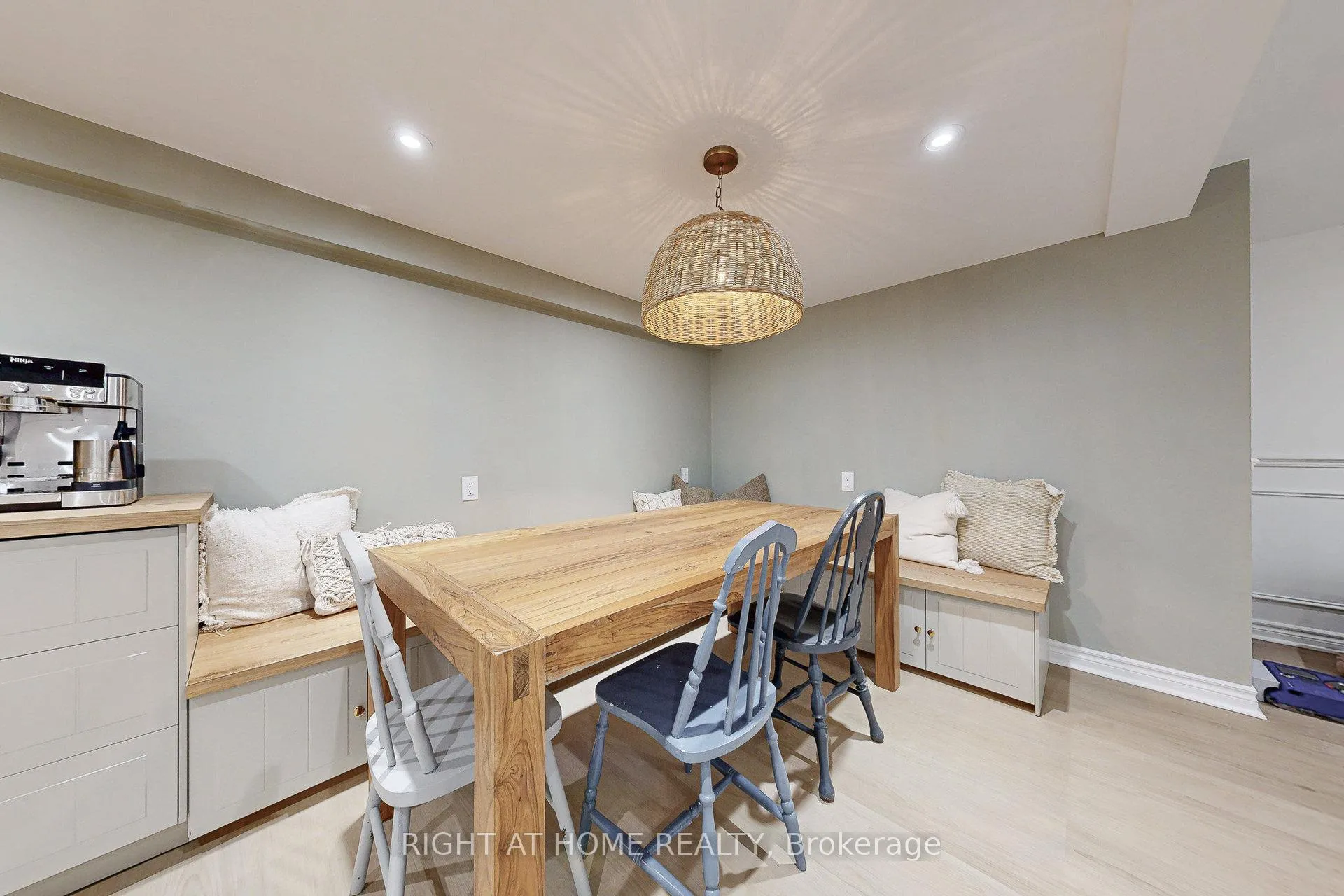 Photo 36 of 24 Cummings Court, Markham, Thornlea — HOMEH