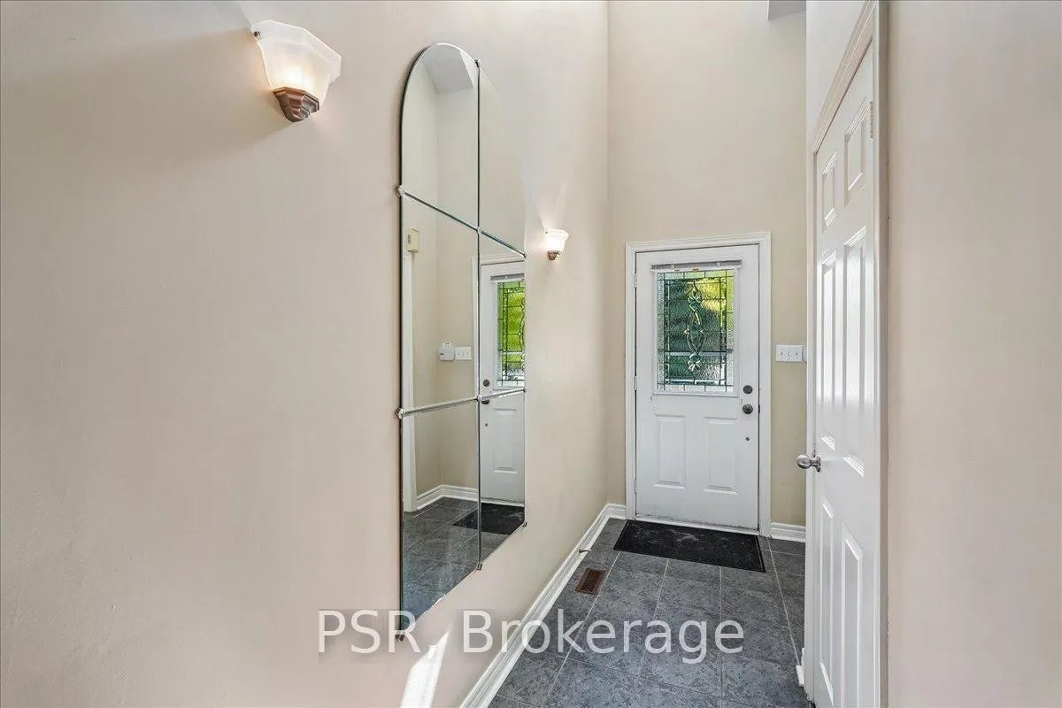 Photo 6 of Unit 55, 3045 New Street, Burlington, Roseland — HOMEH