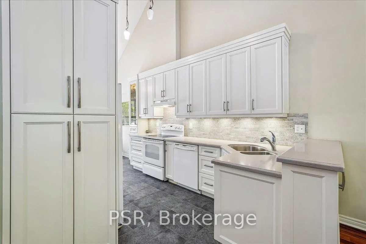 Photo 11 of Unit 55, 3045 New Street, Burlington, Roseland — HOMEH