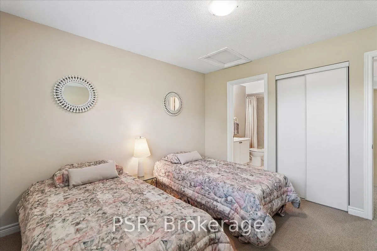 Photo 30 of Unit 55, 3045 New Street, Burlington, Roseland — HOMEH