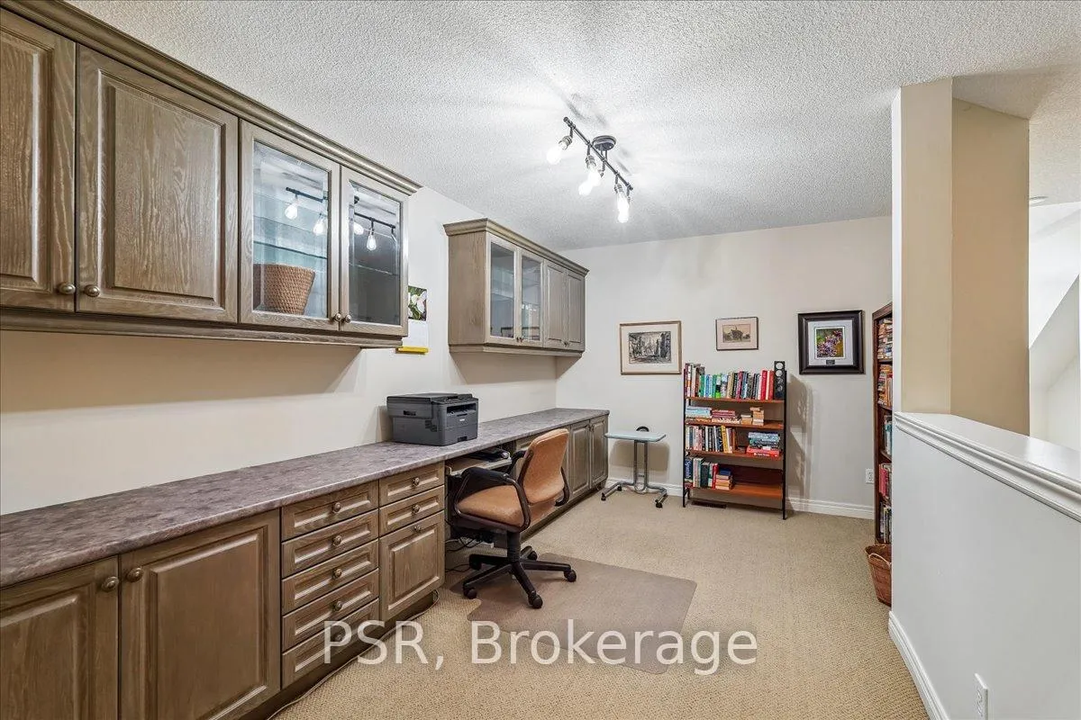 Photo 32 of Unit 55, 3045 New Street, Burlington, Roseland — HOMEH