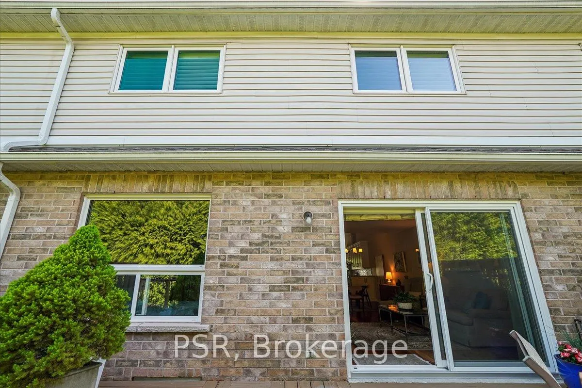 Photo 39 of Unit 55, 3045 New Street, Burlington, Roseland — HOMEH