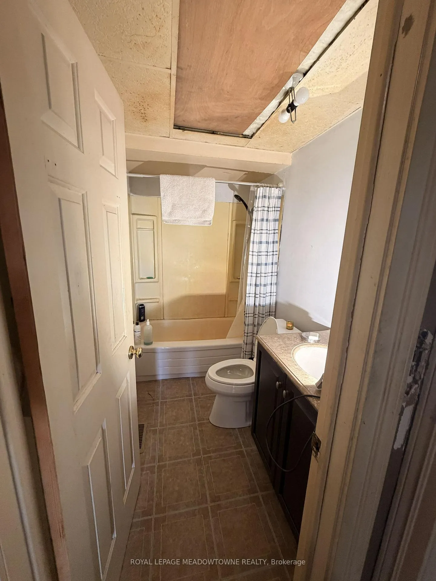 Photo 8 of 9072 Guelph Junction Road, Milton, Rural Milton West — HOMEH