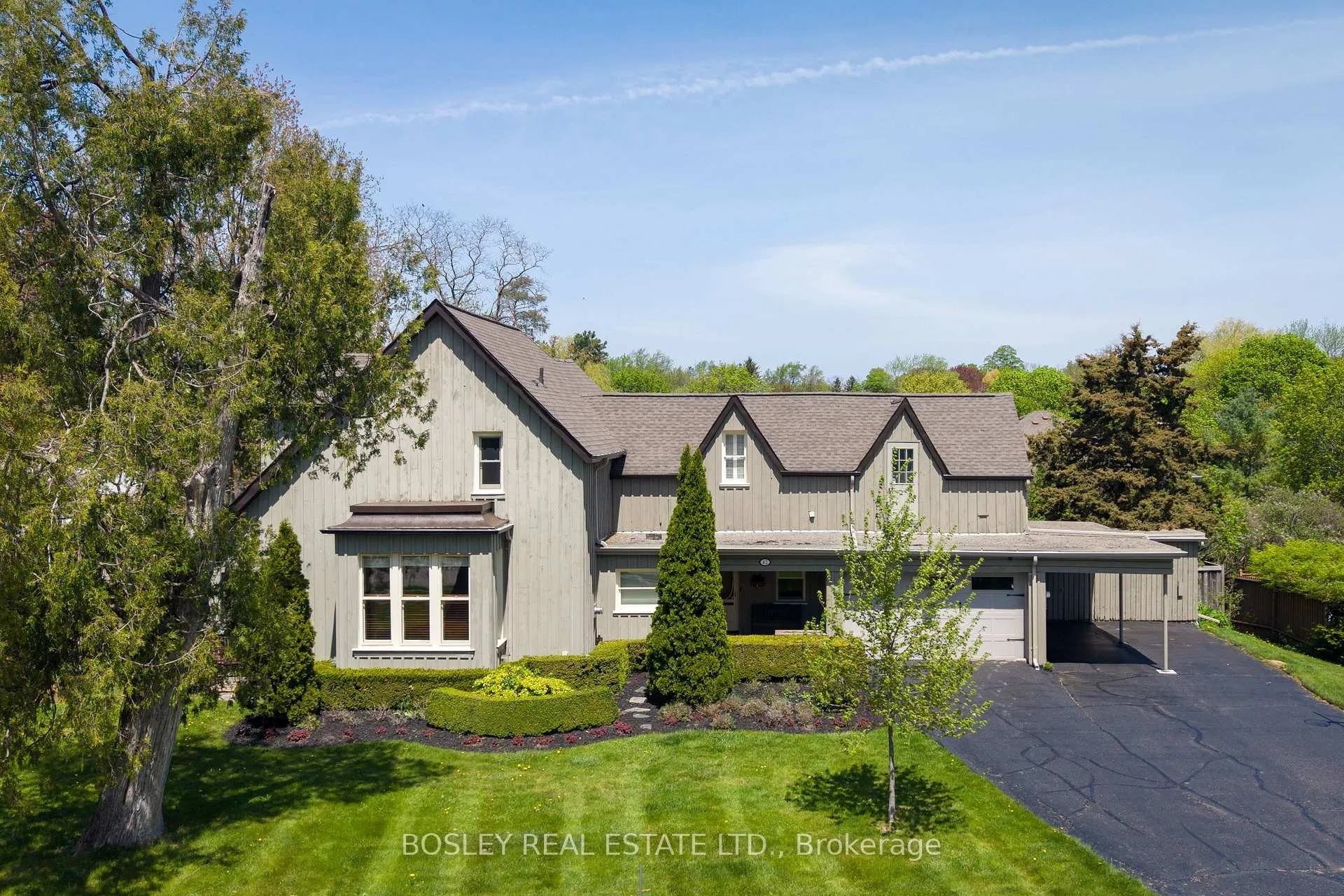 Photo 1 of 42 Royal Road, Aurora, Aurora Village — HOMEH