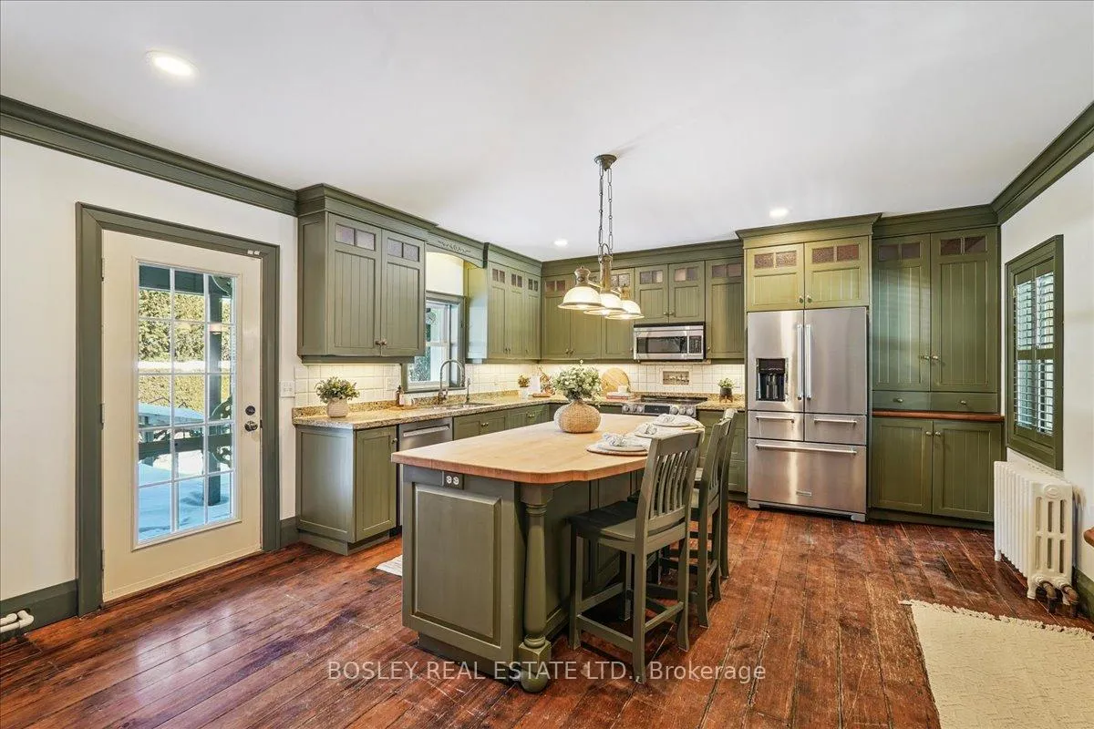 Photo 5 of 42 Royal Road, Aurora, Aurora Village — HOMEH
