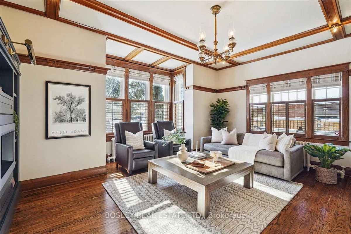 Photo 16 of 42 Royal Road, Aurora, Aurora Village — HOMEH