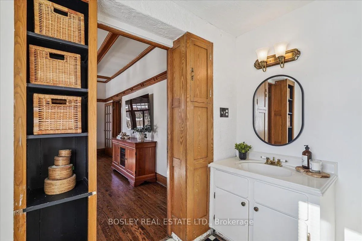 Photo 19 of 42 Royal Road, Aurora, Aurora Village — HOMEH