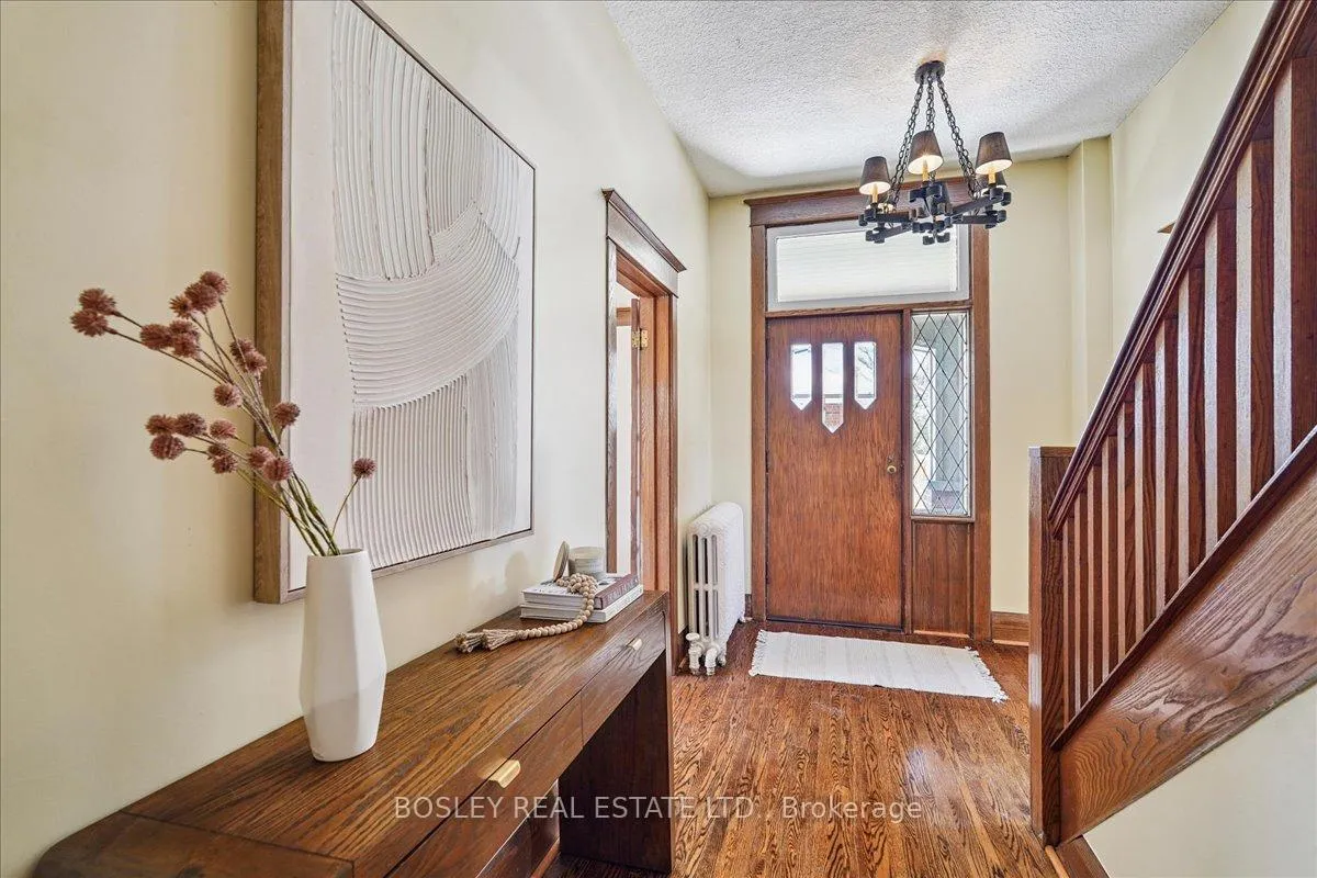 Photo 21 of 42 Royal Road, Aurora, Aurora Village — HOMEH