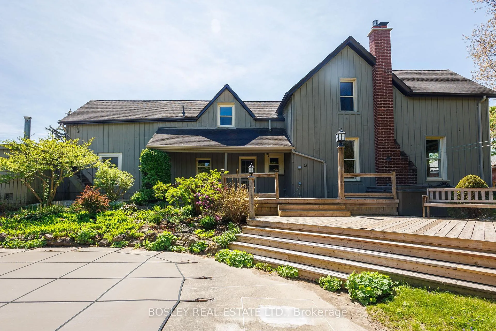 Photo 42 of 42 Royal Road, Aurora, Aurora Village — HOMEH