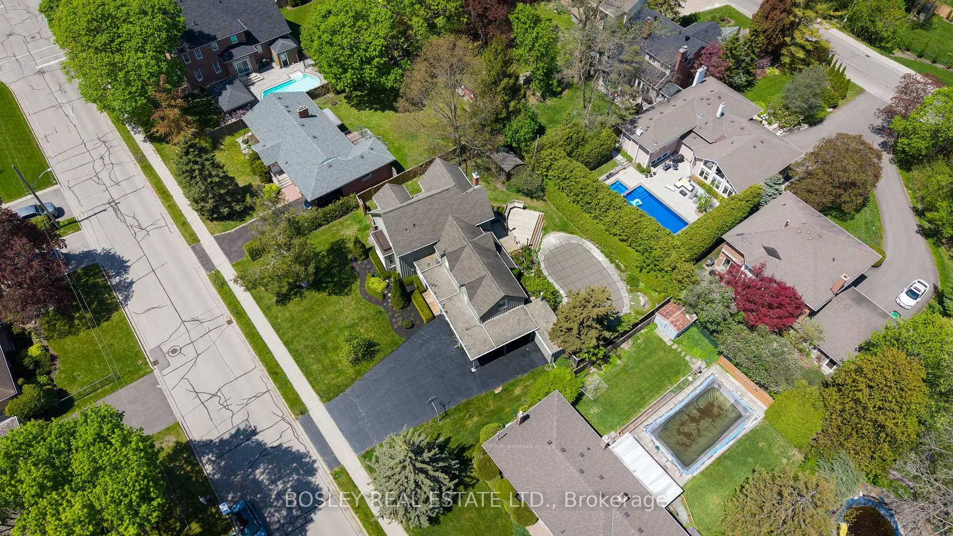 Photo 48 of 42 Royal Road, Aurora, Aurora Village — HOMEH