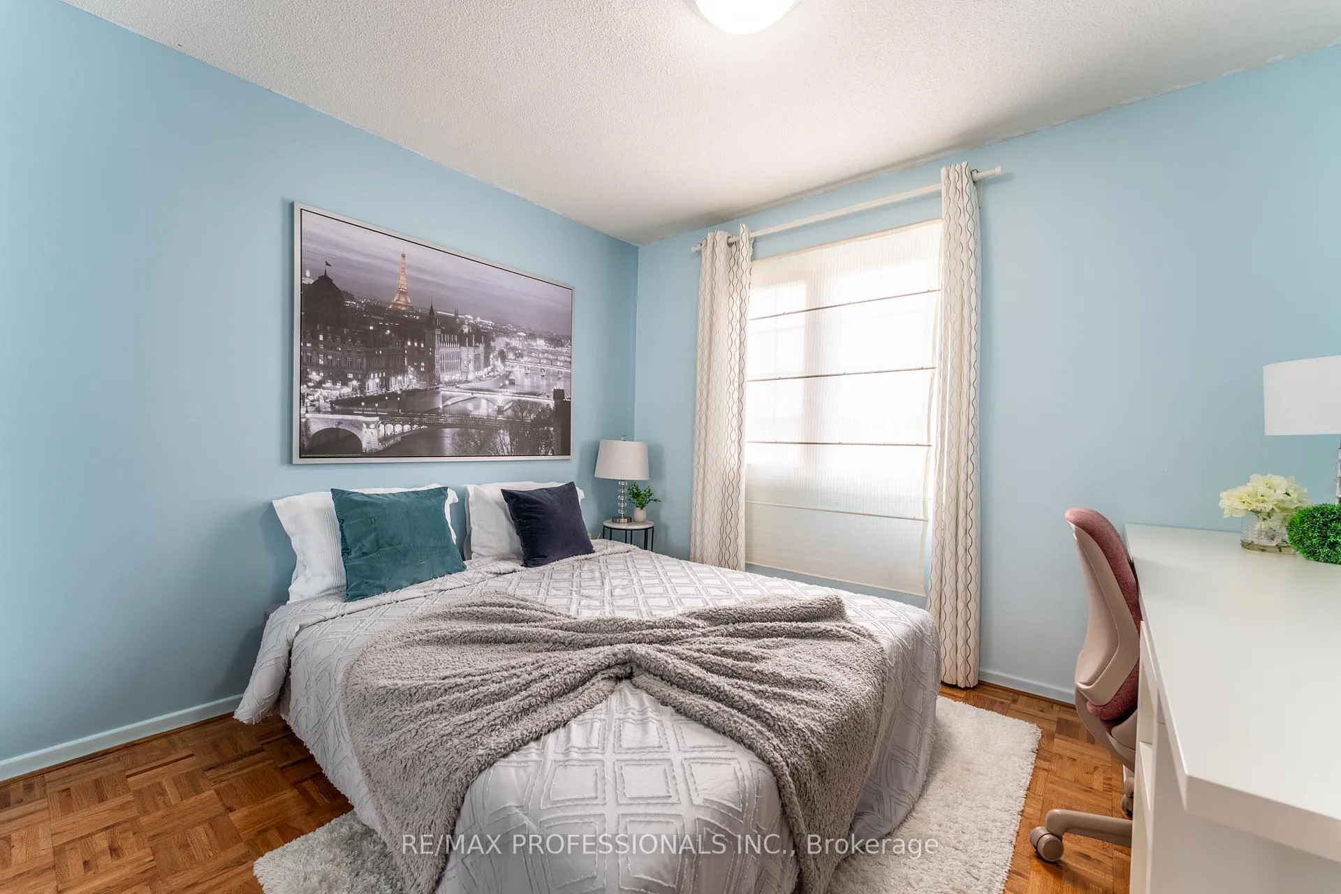Photo 20 of 52 Lavron Court, Markham, Middlefield — HOMEH