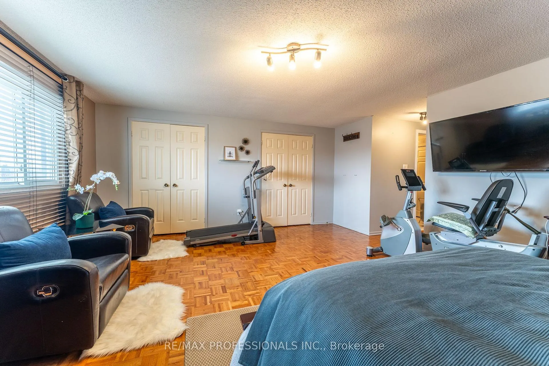 Photo 34 of 52 Lavron Court, Markham, Middlefield — HOMEH