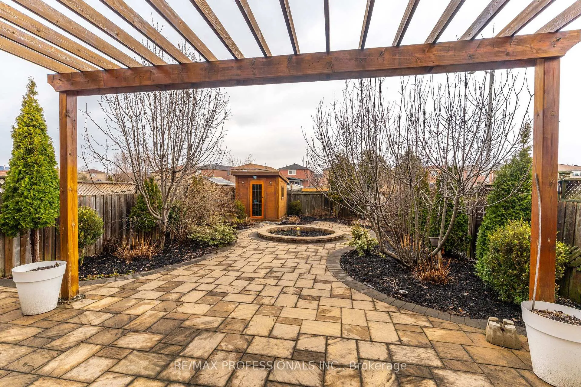 Photo 44 of 52 Lavron Court, Markham, Middlefield — HOMEH