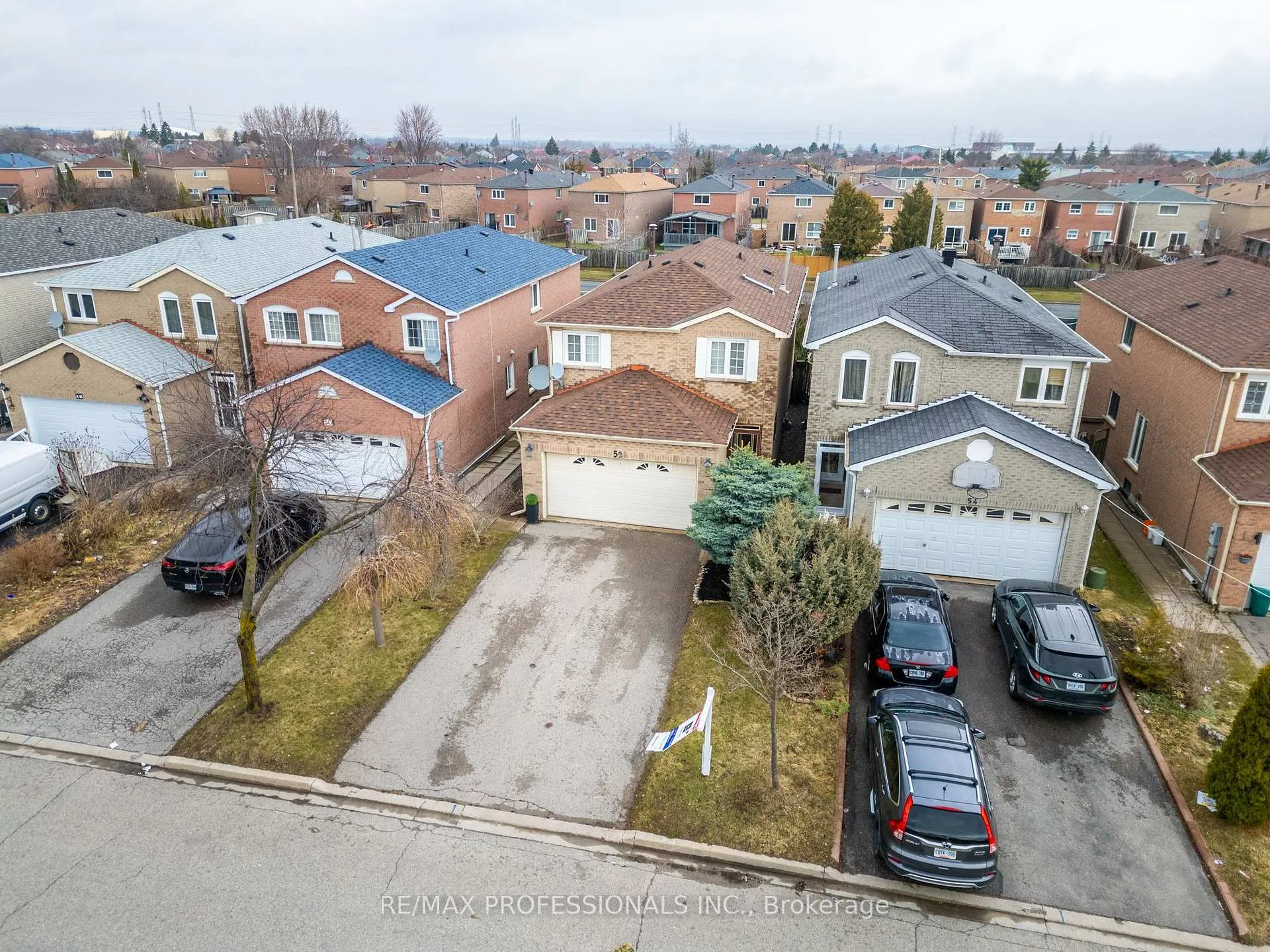 Photo 47 of 52 Lavron Court, Markham, Middlefield — HOMEH