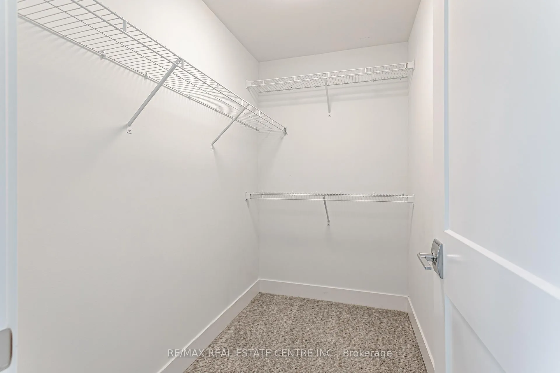 Photo 26 of 2282 Wickerson Road, London, South K — HOMEH