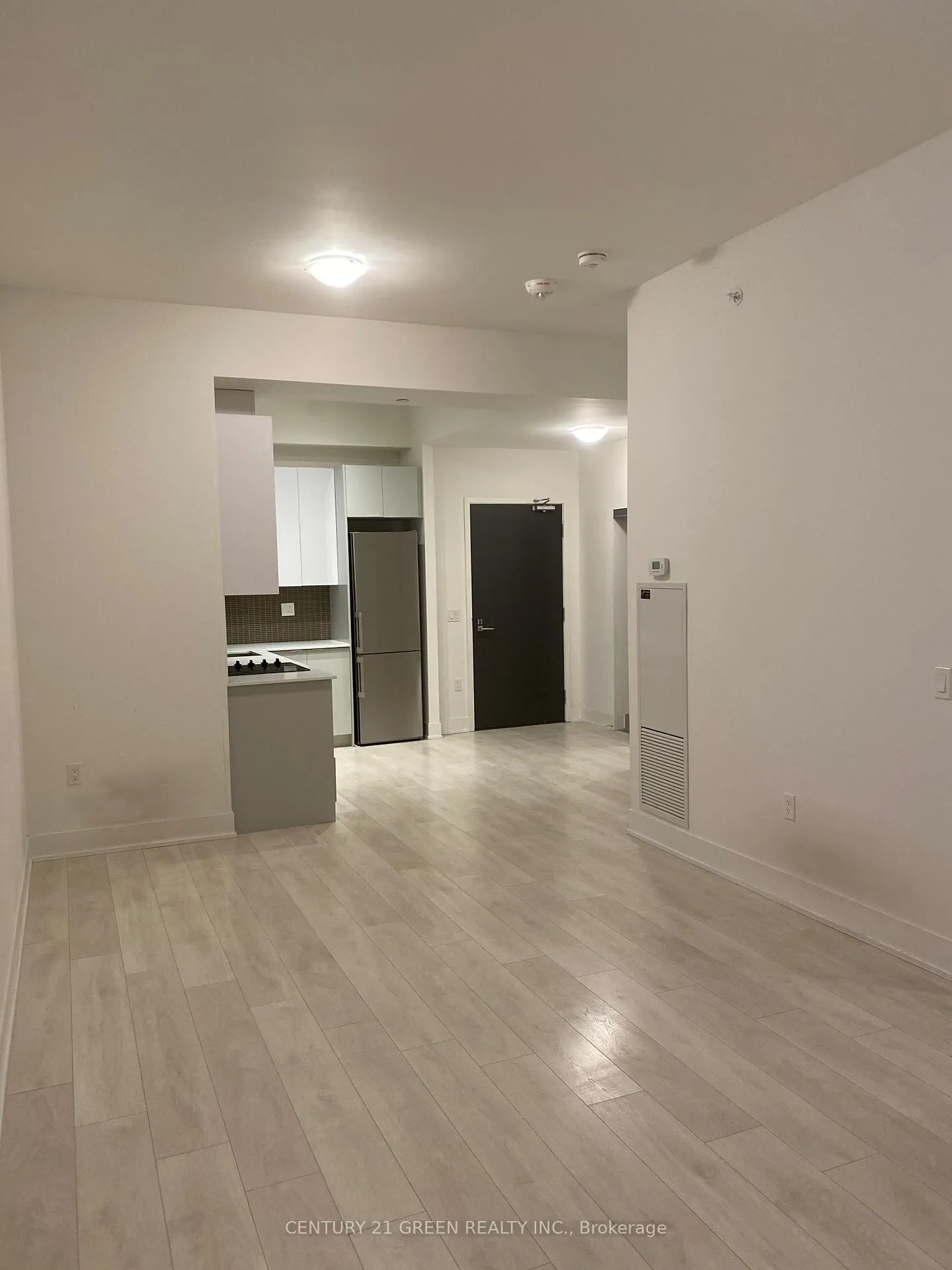 Photo 6 of Unit 601, 2916 Highway 7 Road, Vaughan, Concord — HOMEH