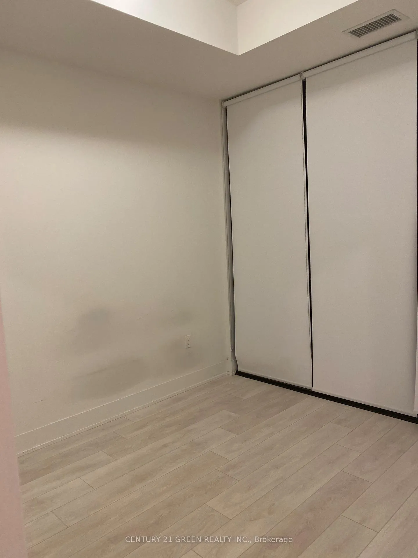 Photo 8 of Unit 601, 2916 Highway 7 Road, Vaughan, Concord — HOMEH