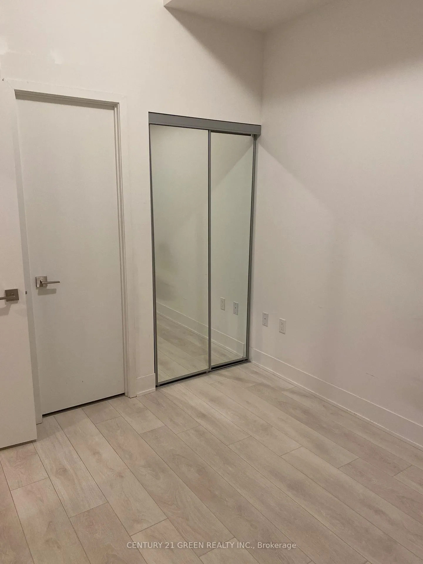 Photo 9 of Unit 601, 2916 Highway 7 Road, Vaughan, Concord — HOMEH