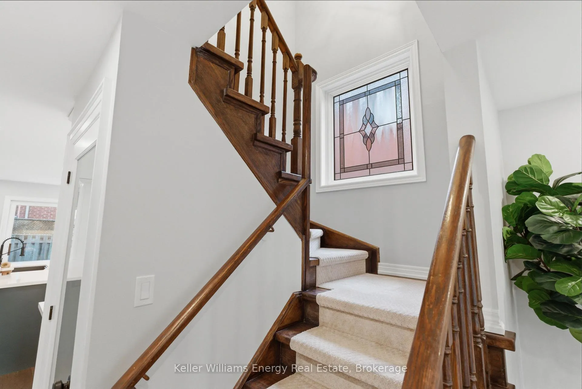 Photo 19 of 726 Craighurst Court, Pickering, Amberlea — HOMEH